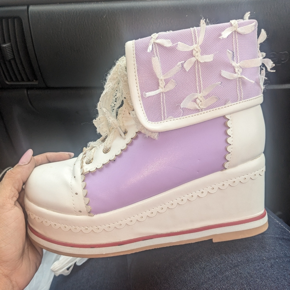 Lolita boots